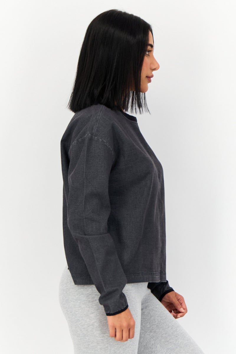 Reebok ملابس رياضية نسائية بأكمام طويلة مناسبة، رمادي داكن - Image 2