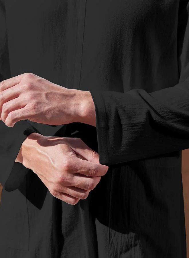 تايك تو روب فضفاض بأكمام طويلة وفتحة رقبة على شكل V من Take Two