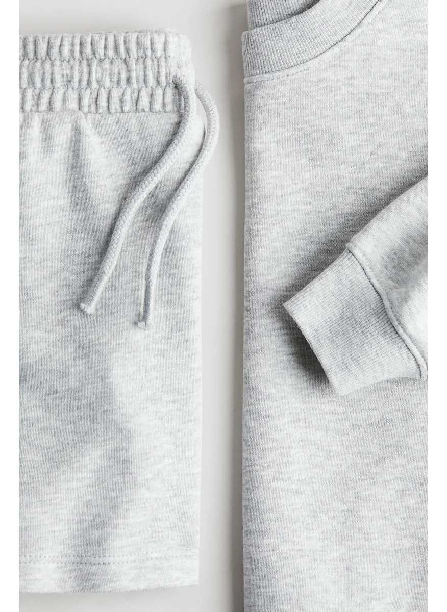 H&M 2-Piece Sweatshirt And Shorts Set