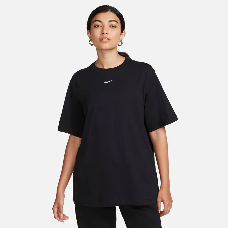 Nike Women's Sportswear Essential T-Shirt