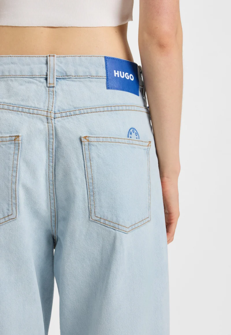 HUGO Relaxed-fit jeans in blue denim