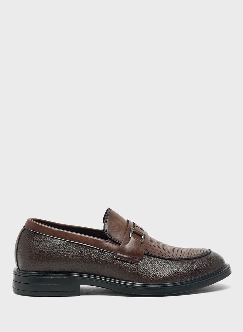 Robert Wood Trim Detail Classic Formal Sjip Ons