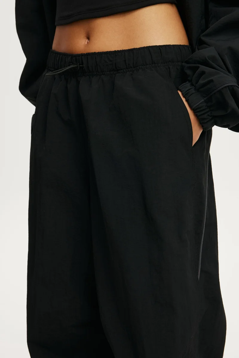 كوتون اون OFF SIDE WOVEN SWEATPANT