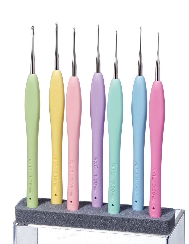 Clover مجموعة خطاطيف كروشيه ستيل من كلوفر أمور - Image 2