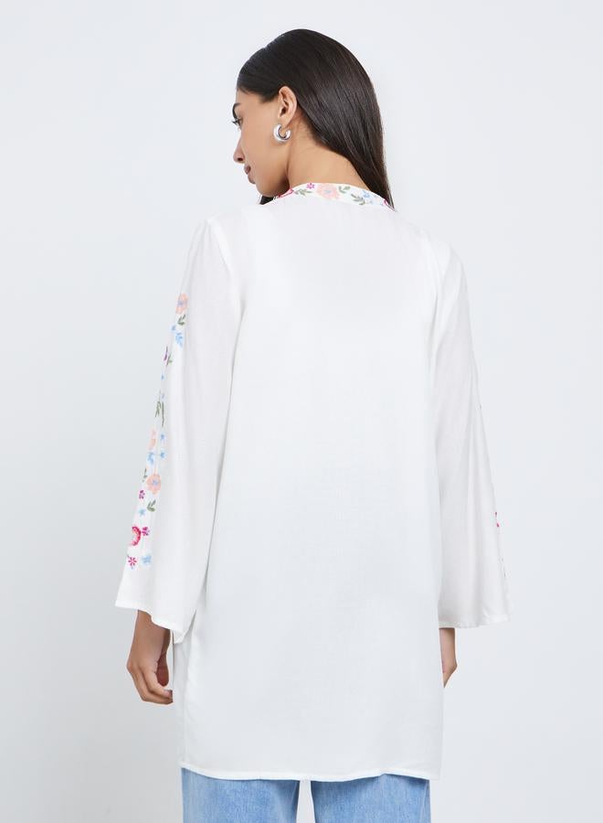 Styli  Off White Regular Fit Embroidered Kimono - Image 4