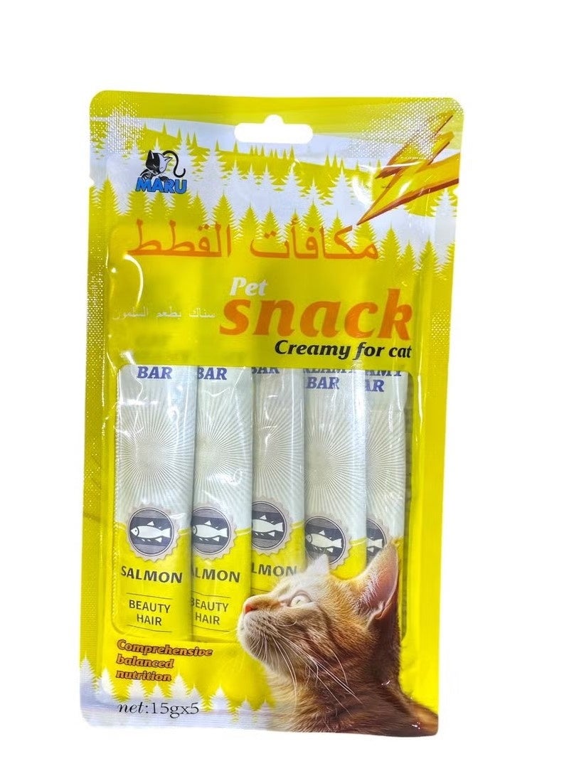 Salmon-flavored snack cat treats