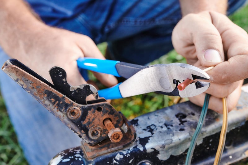 Channellock 909 9.5-Inch Wire Crimping Tool | Electrician's Terminal Crimp Pliers with Cutter are Designed for Insulated and Non-Insulated Connections - Image 3