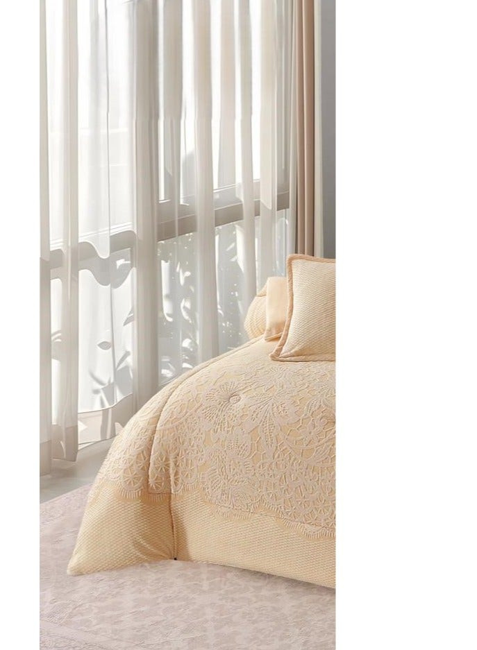 Xi Duo Duo Winter double bedspread, embroidered with soft velvet and luxurious fur to give you warmth and add beauty and elegance to your room, size 240*260 cm - Image 2