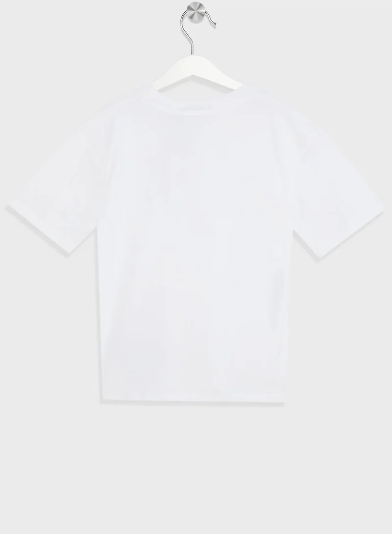 Calvin Klein Jeans Youth Relaxed Fit T-Shirt