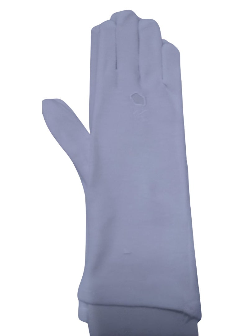 Luxury 3-pack ultra-soft white cotton women's gloves with a feminine, sophisticated design for optimal everyday hydration and comfort. - Image 1