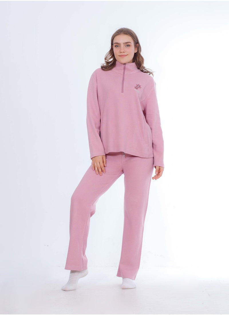 بيجامة شتويه مميزة 8056 - pzsku/Z1F40CAD472F3A273144BZ/45/_/1728647608/fae0c7aa-e41e-4042-a555-f5a4bcf8f5fa
