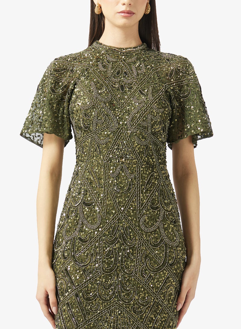 بيوت فستان ماكسي مزين بالترتر بياقة عالية - Image 3