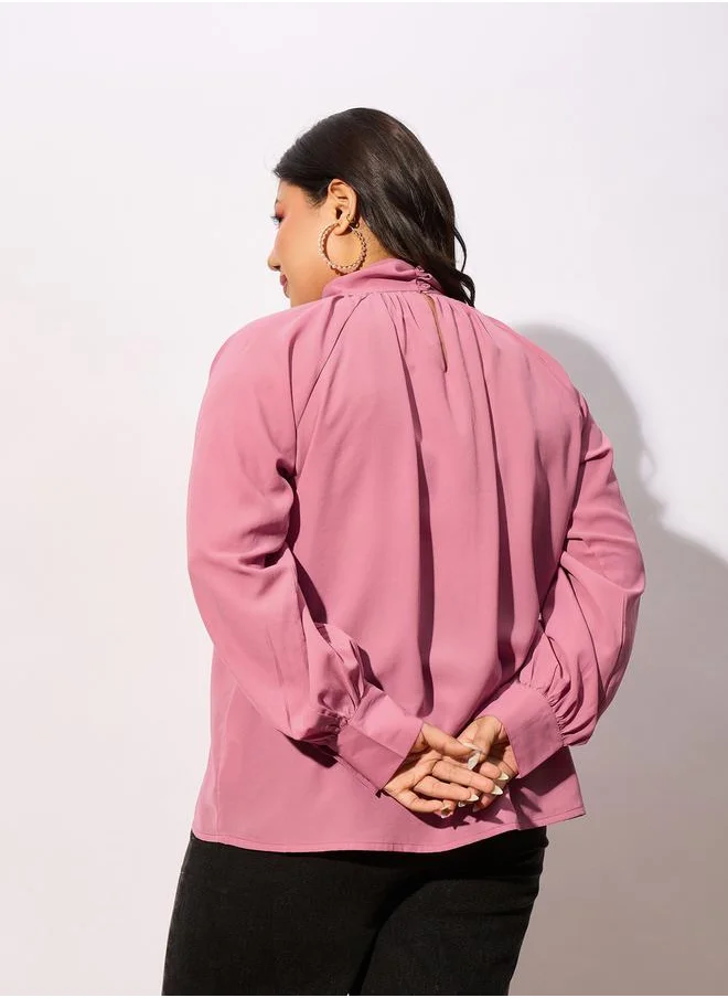 SASSAFRAS Plus Front Twisted Detail Keyhole Neck Top by Styli