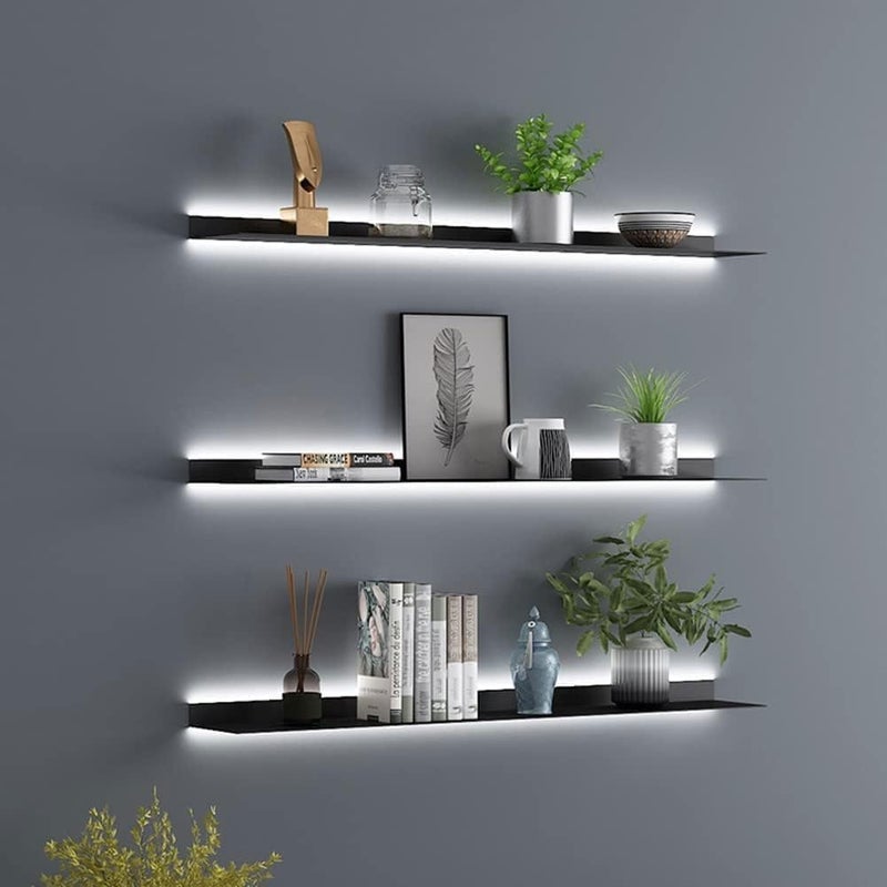 jvsufuik رف عرض عائم jvsufuik مع أضواء LED، رفوف عائمة معدنية مثبتة على الحائط، رفوف كتب مبتكرة معلقة على الحائط مع إضاءة للغرفة والحمام (أسود، 60 سم) - Image 1