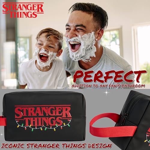 Stranger Things حقيبة غسيل سترينجر ثينغز للنساء والرجال والمراهقين - حقيبة مكياج للسفر وحقيبة أدوات النظافة - هدايا لها (أسود/أحمر) - Image 4