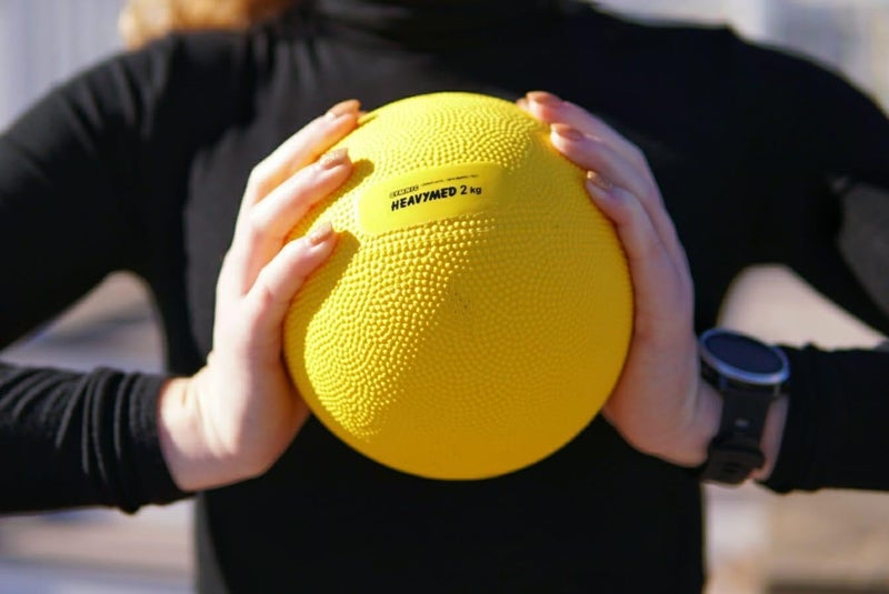 KETTLER Gymnic Heavymed 2 Medicine Ball, 15cm/2 kg/4.4 lb, Yellow - Image 5