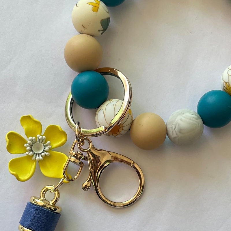 Boethesi Sunflower Silicone Beaded Keychain Wristlet Women,Wrists Bangel Key Chain Bracelet Leather Tassel,Beaded Wristlet - Image 4