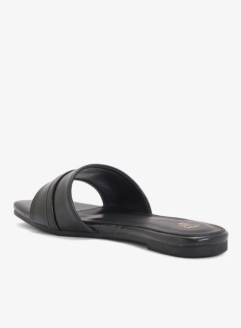 ELLA Flat Sandal With Buckle