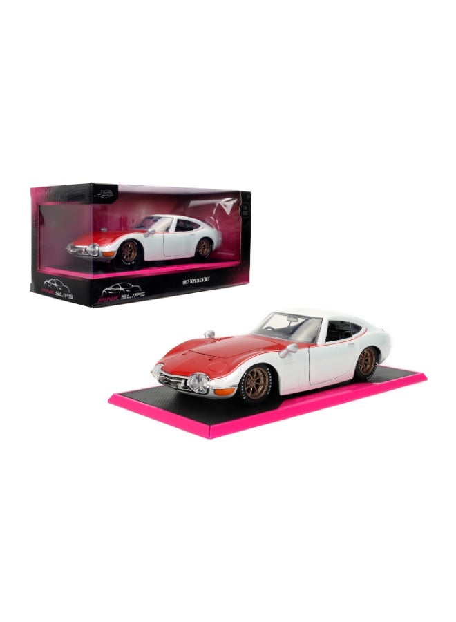 JADA Toys Pink Slips 1967 Toyota 2000GT Die-Cast Car with Base, Toys for Kids and Adults – 1:24 Scale, White/Red - Image 1