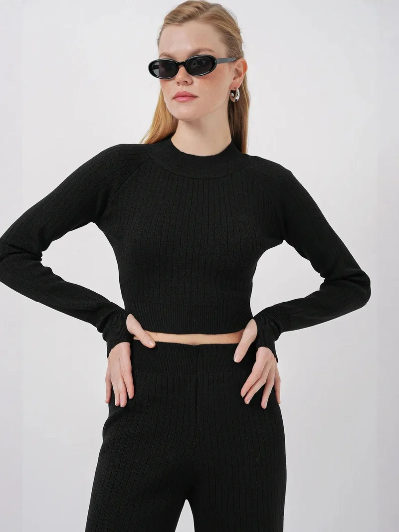 بيغ دارت طقم ملابس محبوكة من  بنطال قصير وواسع الأرجل