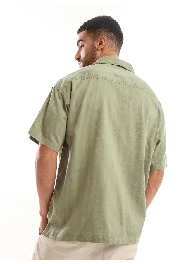 بيونغ Pale Olive Half Sleeve Cuban Collar Shirt for Men
