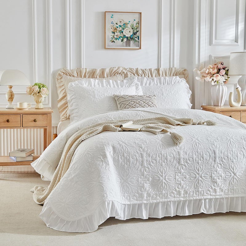 Uozzi Bedding Ruffles Quilt Set Queen Size 96 * 96in - 3 Pieces Solid Shabby Chic Farmhouse Ruffled Bedding Rustic Coverlet Lightweight Fluffy Summer Oversized Bedspread with Shams for Women Men White - Image 5