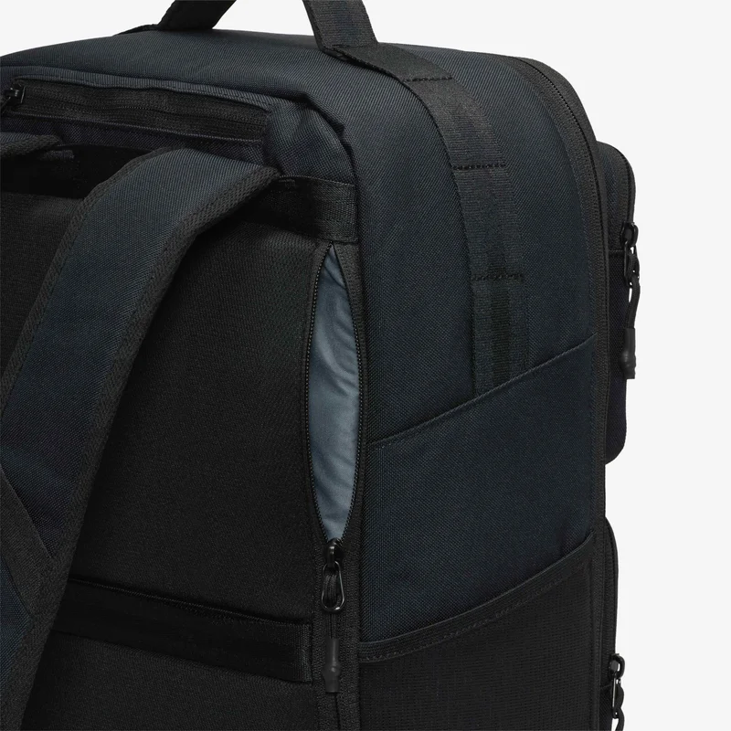 Nike Black Men's Utility Speed 2.0 Backpack for Men | Best Price UAE