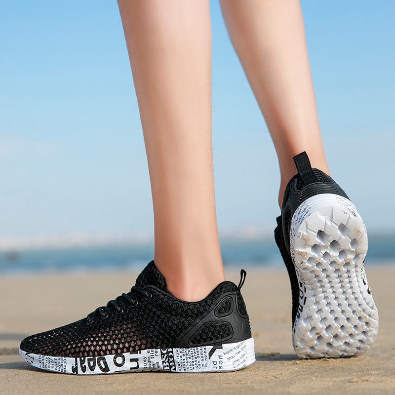 Outdoor Wading Beach Tracing Shoes Men'S And Women'S Summer Breathable Mesh Hollow Sole Casual Sports Hole Sandals - Image 1
