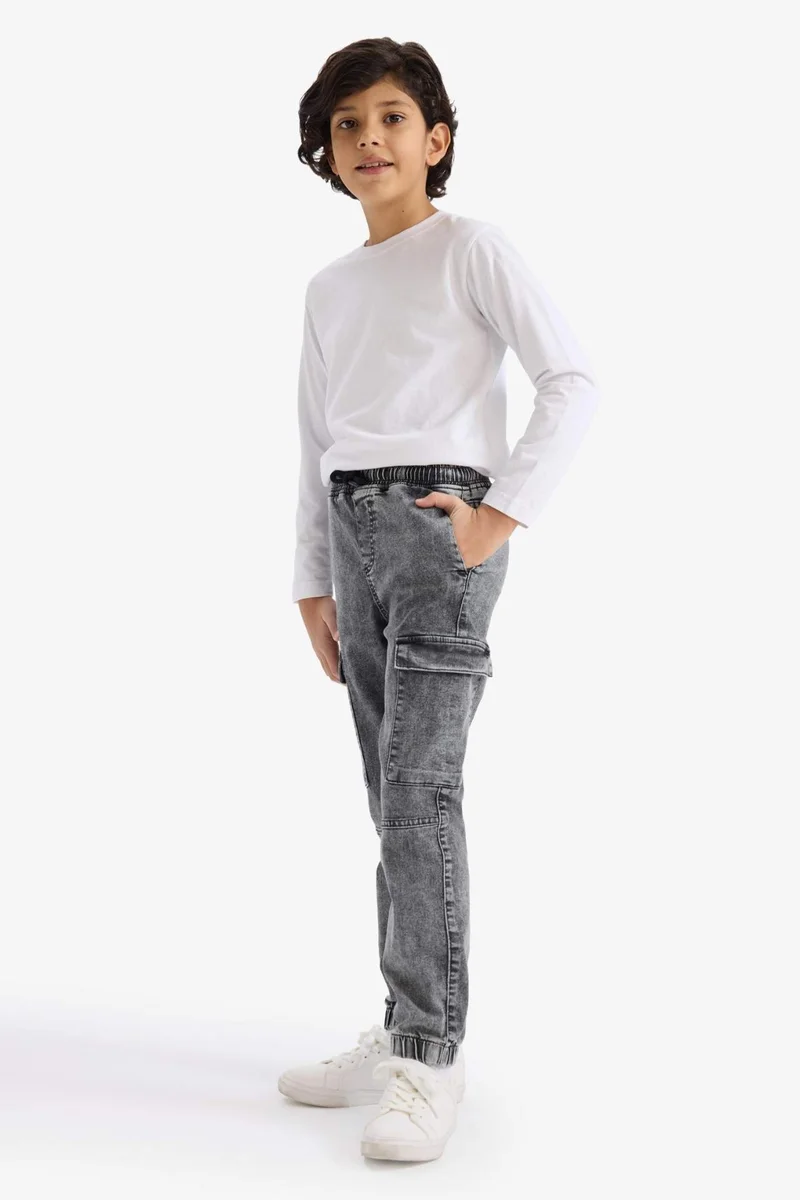ديفاكتو Boy Jogger Fit Jeans