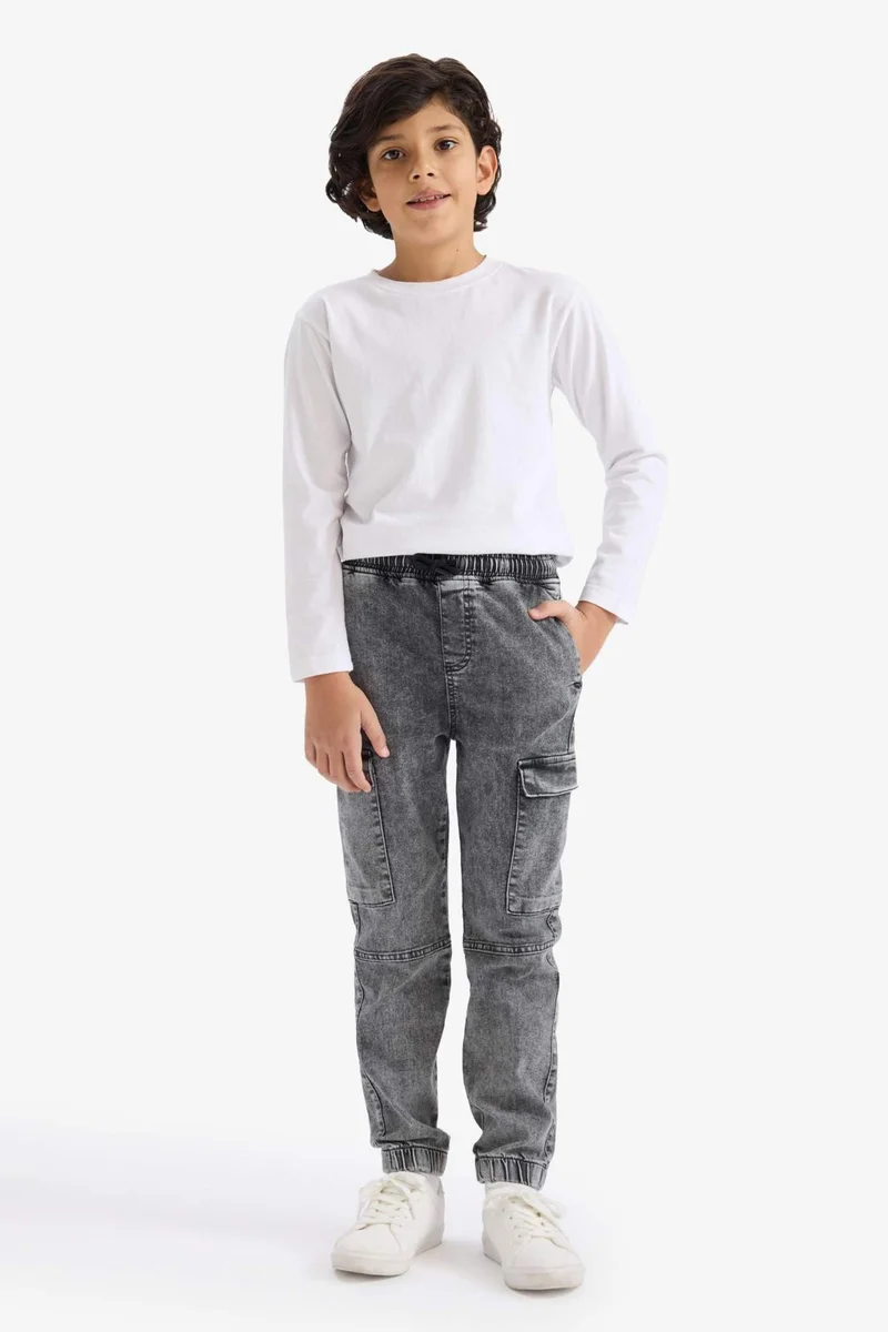 ديفاكتو Boy Jogger Fit Jeans