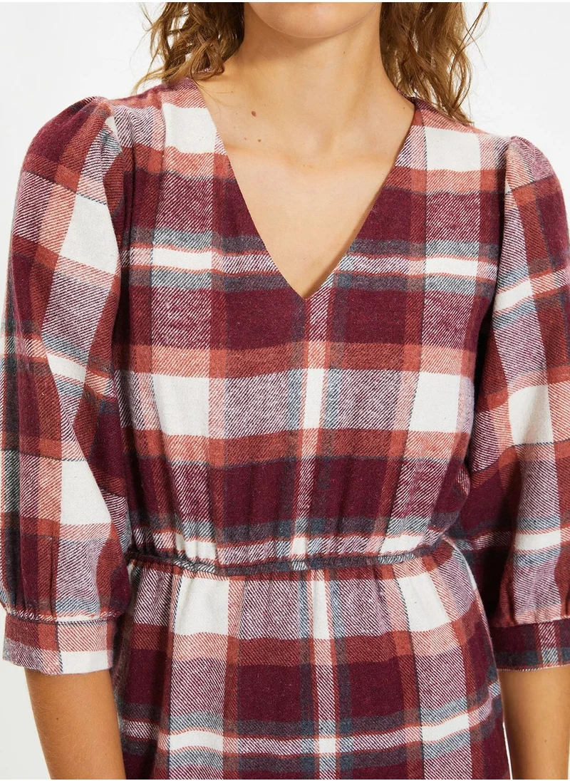 trendyol V-Neck Pleat Detail Checked Dress