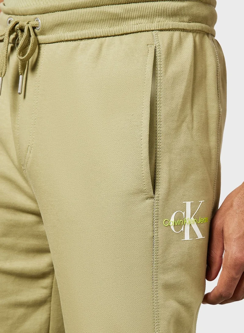 Calvin Klein Jeans Logo Cuffed Sweatpants