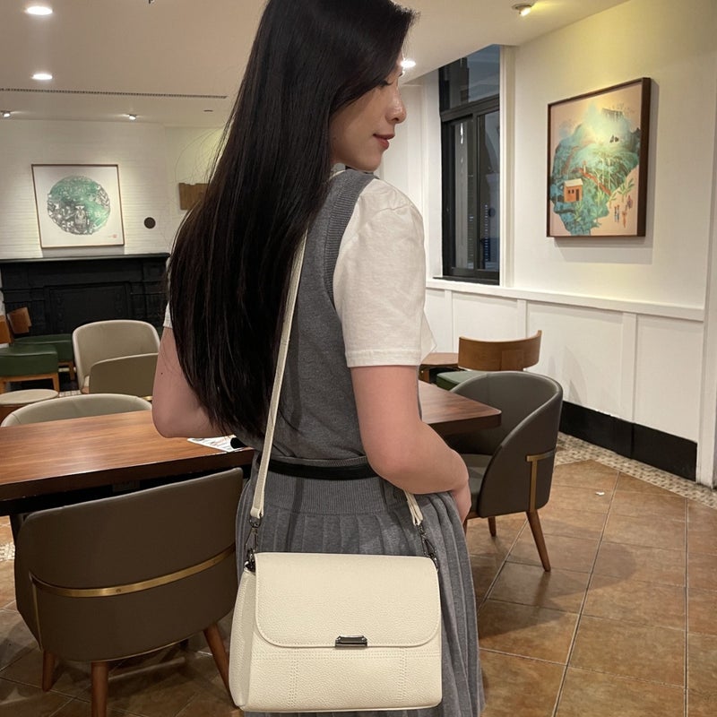 Korean Style Explosive Underarm Shoulder Large Capacity Bag Women'S Daily Commuter Retro All-Match Big Bag - Image 4