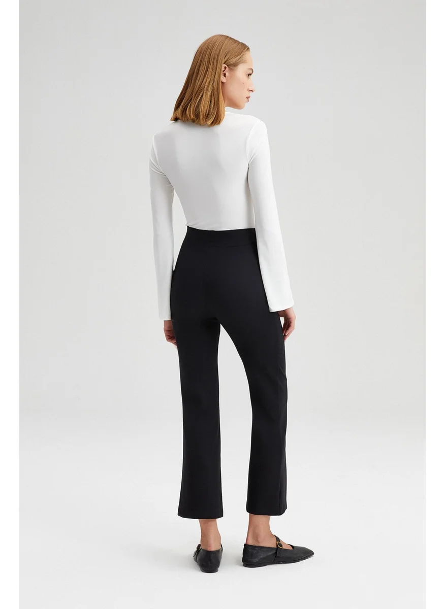 Touche Prive Elastic Waist Crepe Trousers