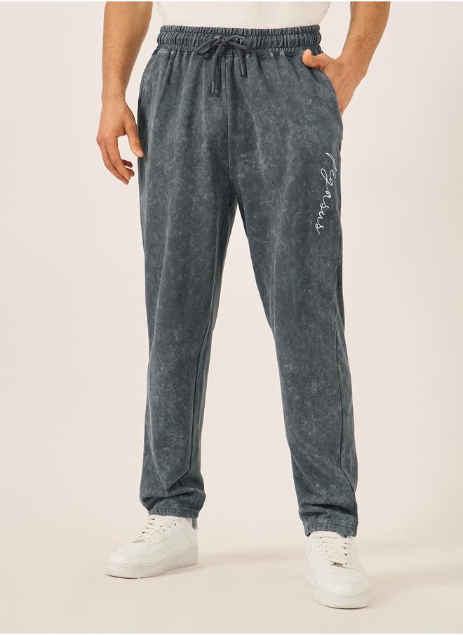 Styli Styli Acid Washed Slogan Print Slim Fit Terry Jogger  - Image 3