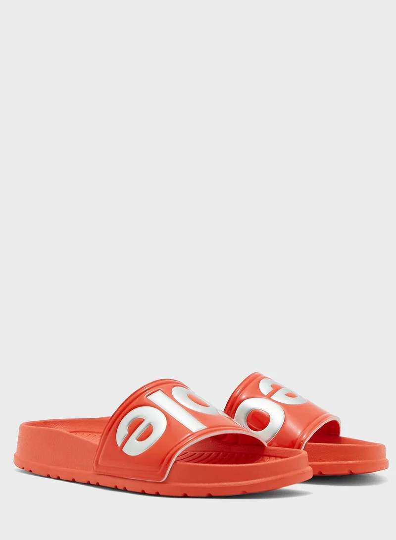 People F21 Lennon Slide Low Top Sneakers