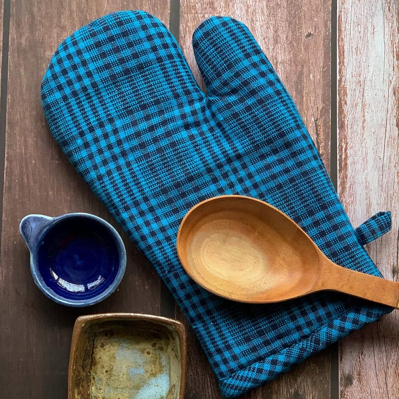 Pixel Home Cotton Apron with Oven Mitt - 100% Cotton Check Kitchen Apron (Blue Pin Stripe) - Image 4