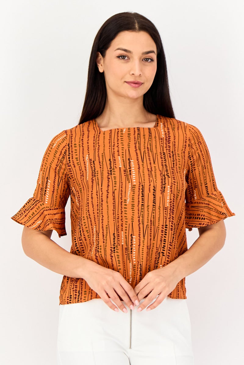 VERO MODA بلوزة نسائية بأكمام جرس من فيرو مودا بتصميم مربع العنق وطباعة شاملة، متعددة الألوان - Image 1