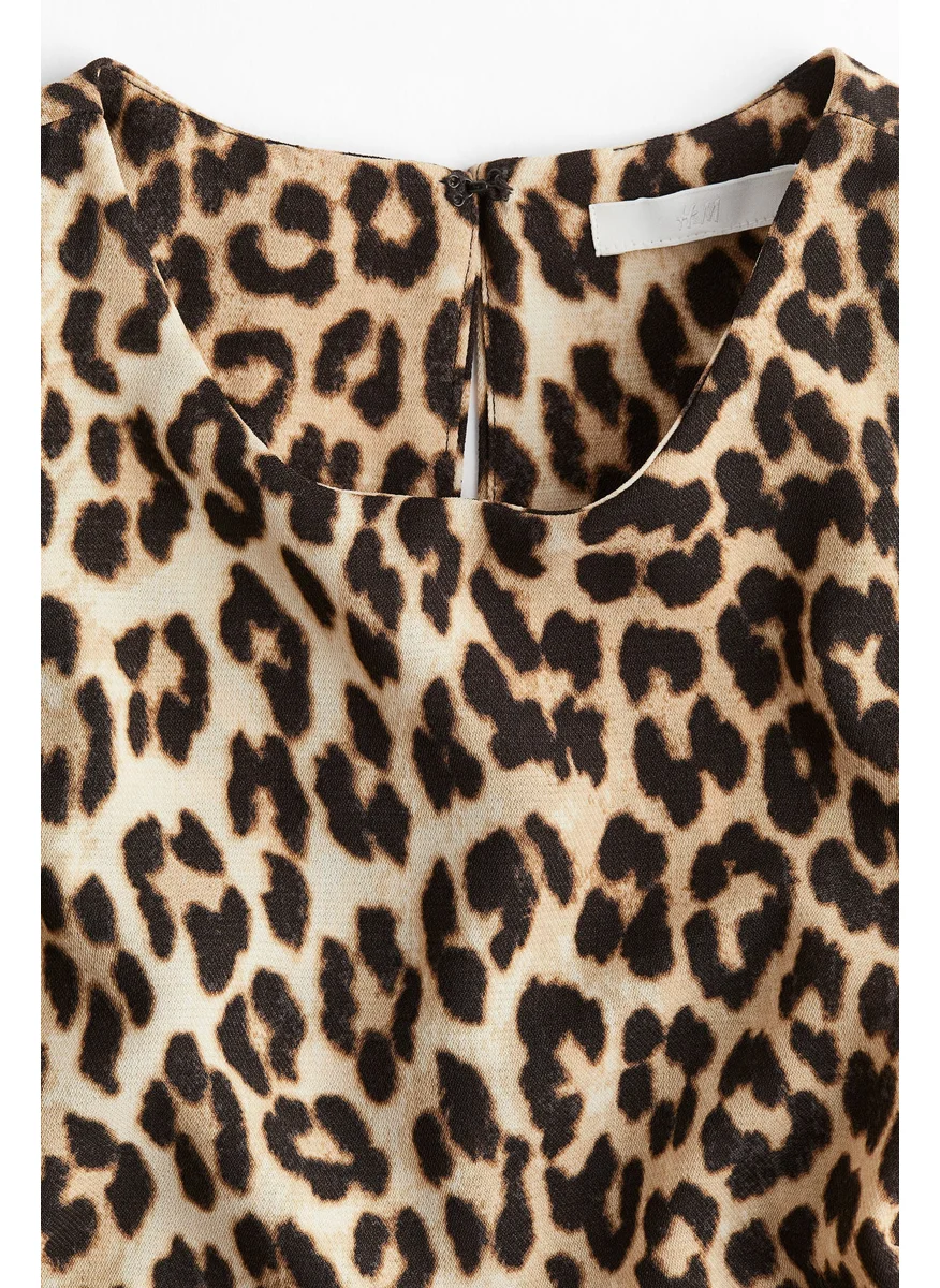 H&M Shoulder-Pad Dress
