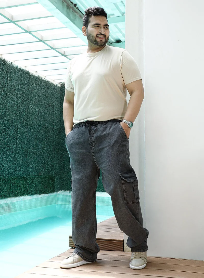 Instafab Plus  Instafab Plus Men's Charcoal Black Utility Relaxed Denim Jeans For Casual Wear | Mid-Rise | Straight Fit | Button Closure | Plus Size Denim Jeans Crafted With Comfort Fit For Everyday Wear for Men | Best Price UAE