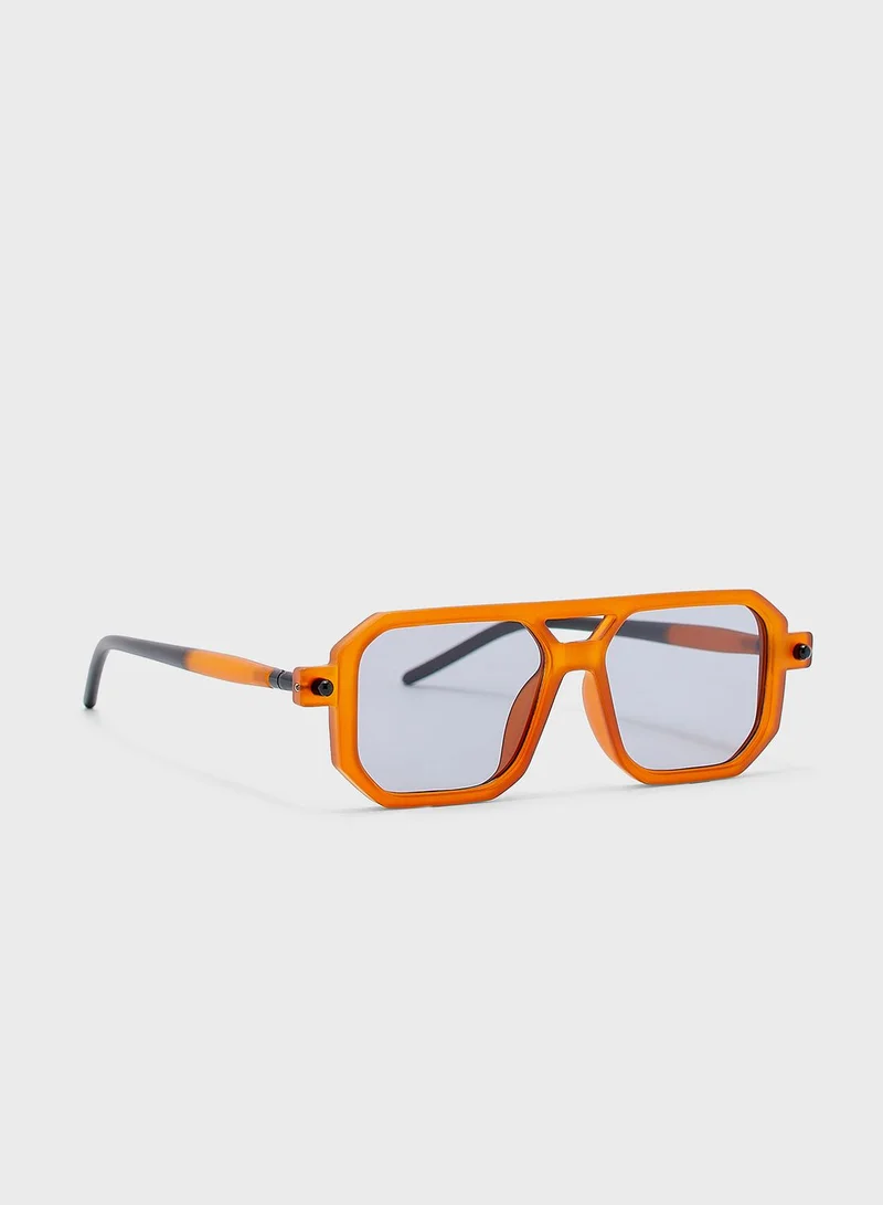Seventy Five Oversized Retro  Sunglasses