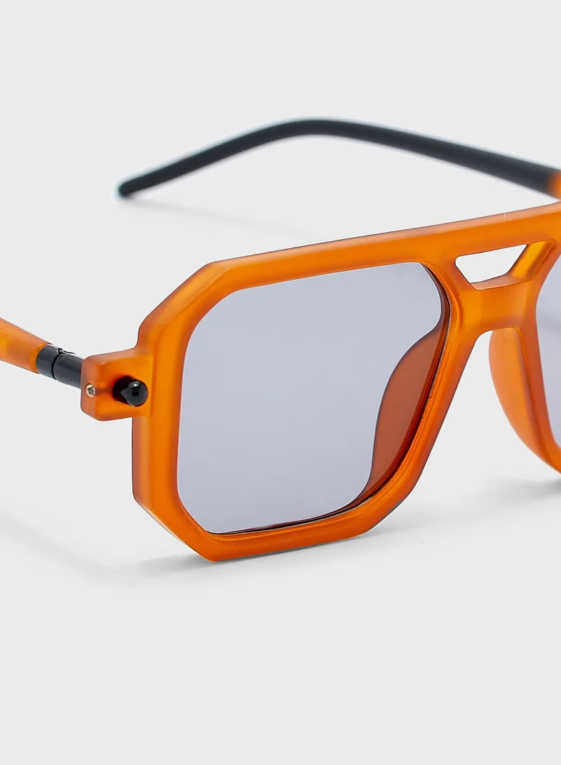 Seventy Five Oversized Retro  Sunglasses