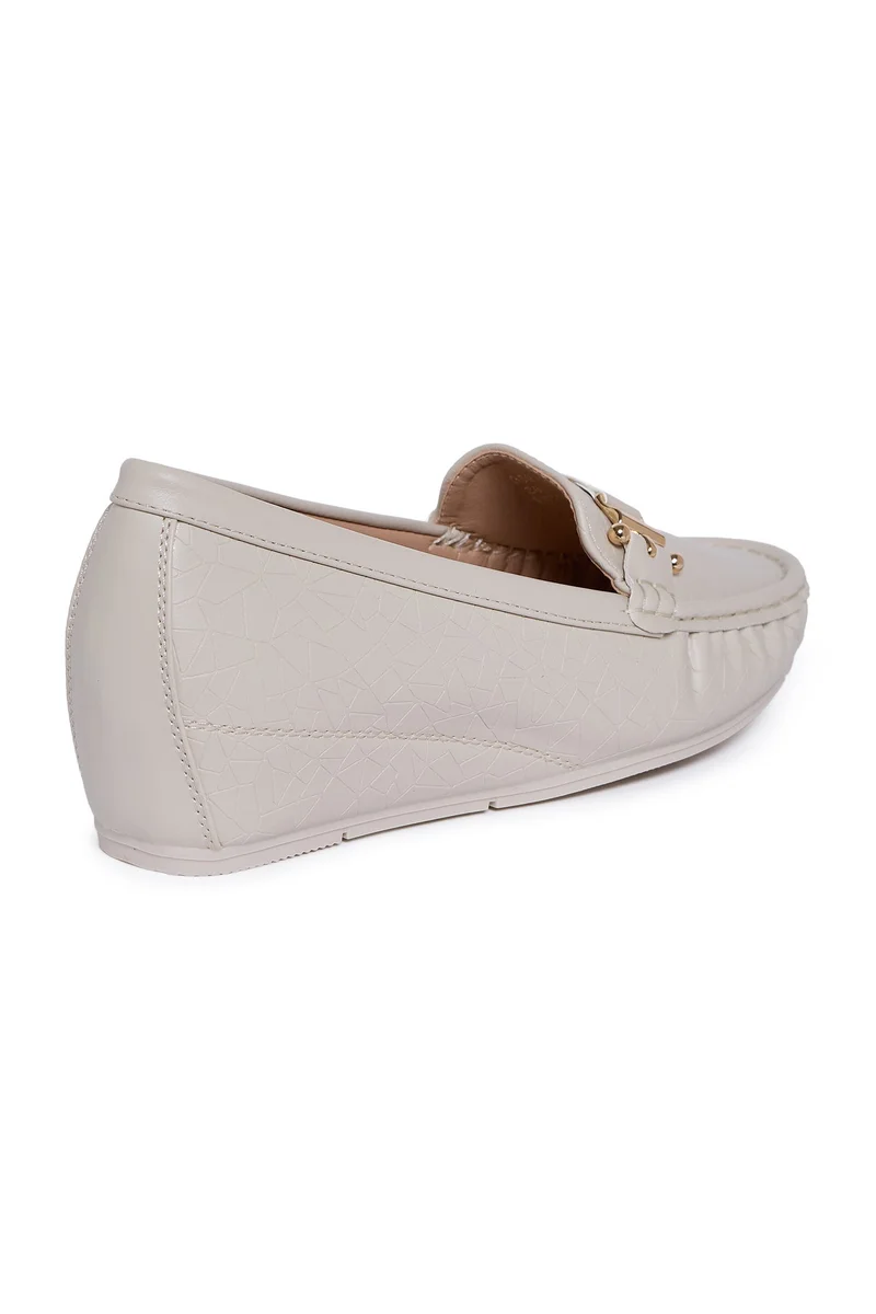 Geoomnii BEIGE Geoomnii Closed Flat Shoes for Women – Comfortable Slip-On Ballet Flats for Office, Daily Wear & Casual Use for Women | Best Price UAE