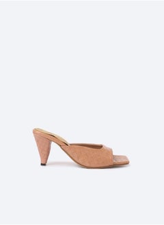 Square-Toed Slipper Heels In Verne Texture Leather With 7cm Middle Heel.