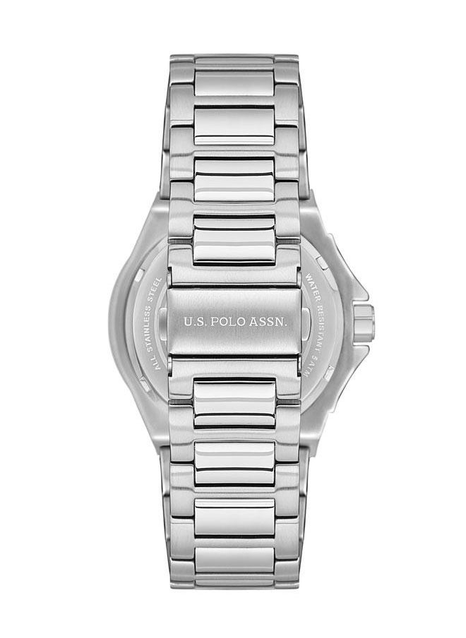 U.S. Polo Assn. U.S. Polo Assn. Fundamental Men's 42mm Silver Watch with Green Dial, Chronograph & Stainless Steel Band - USPA1060-02, Style & Performance  - Image 3
