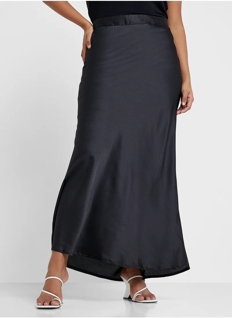 ايلا بلس Satin Skirt