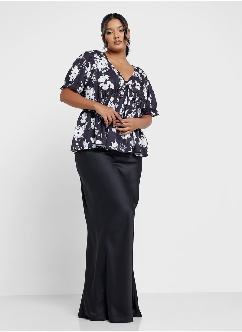 Ella Plus Satin Skirt  - Image 2
