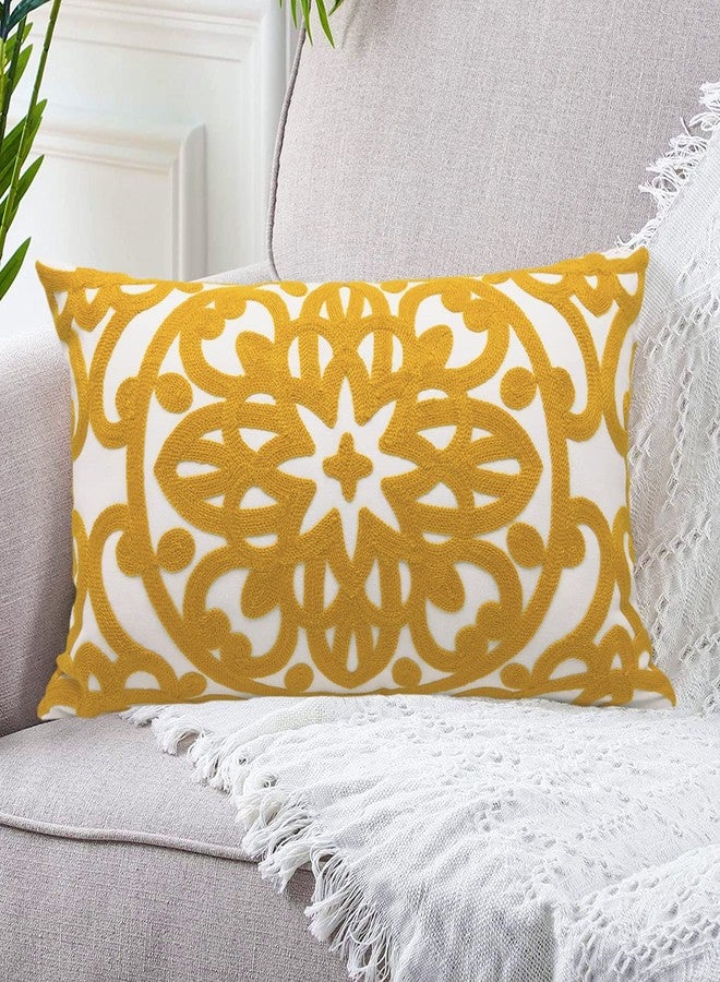 Alysheer غطاء وسادة زخرفية مزخرفة من أليشير 12"x 20"، نمط تطريز ماندالا الكلاسيكي من القطن، غطاء وسادة مستطيل للكنبة في غرفة المعيشة أو غرفة النوم (أصفر خردلي) - Image 3