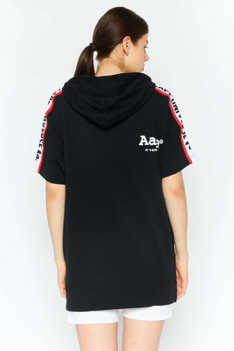 Aape By A Bathing Ape سويت شيرت بقلنسوة بأكمام طويلة مزين بشعار للنساء، أسود - Image 4
