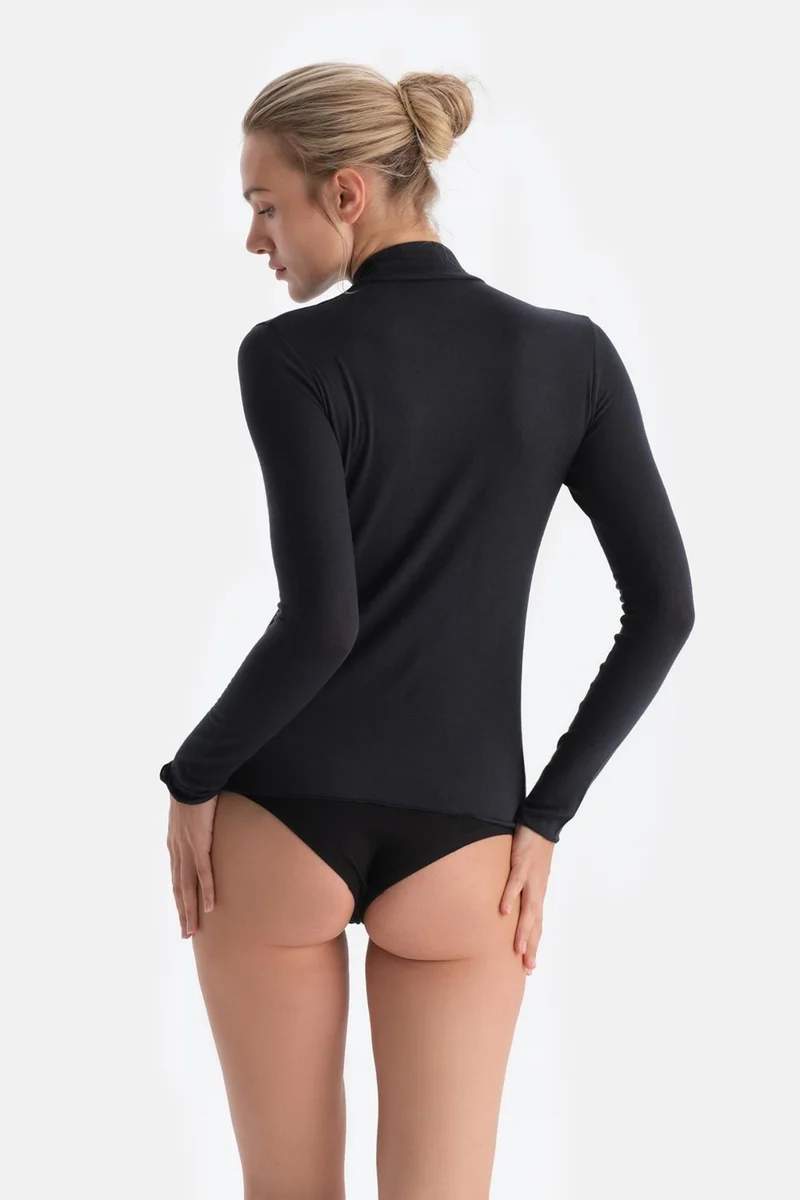 داجي Black 5118KC Modal Cashmere Turtleneck Long Sleeve Top